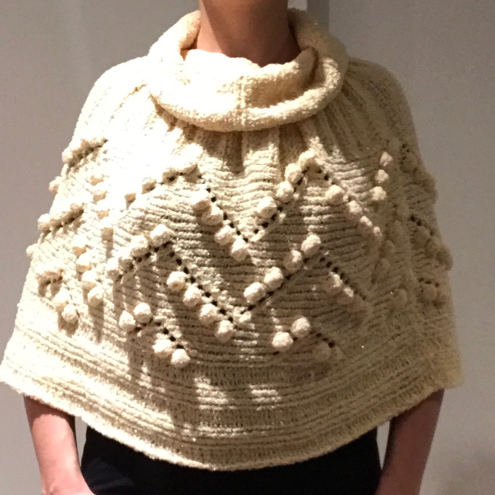 Handmade Ivory Wool Poncho